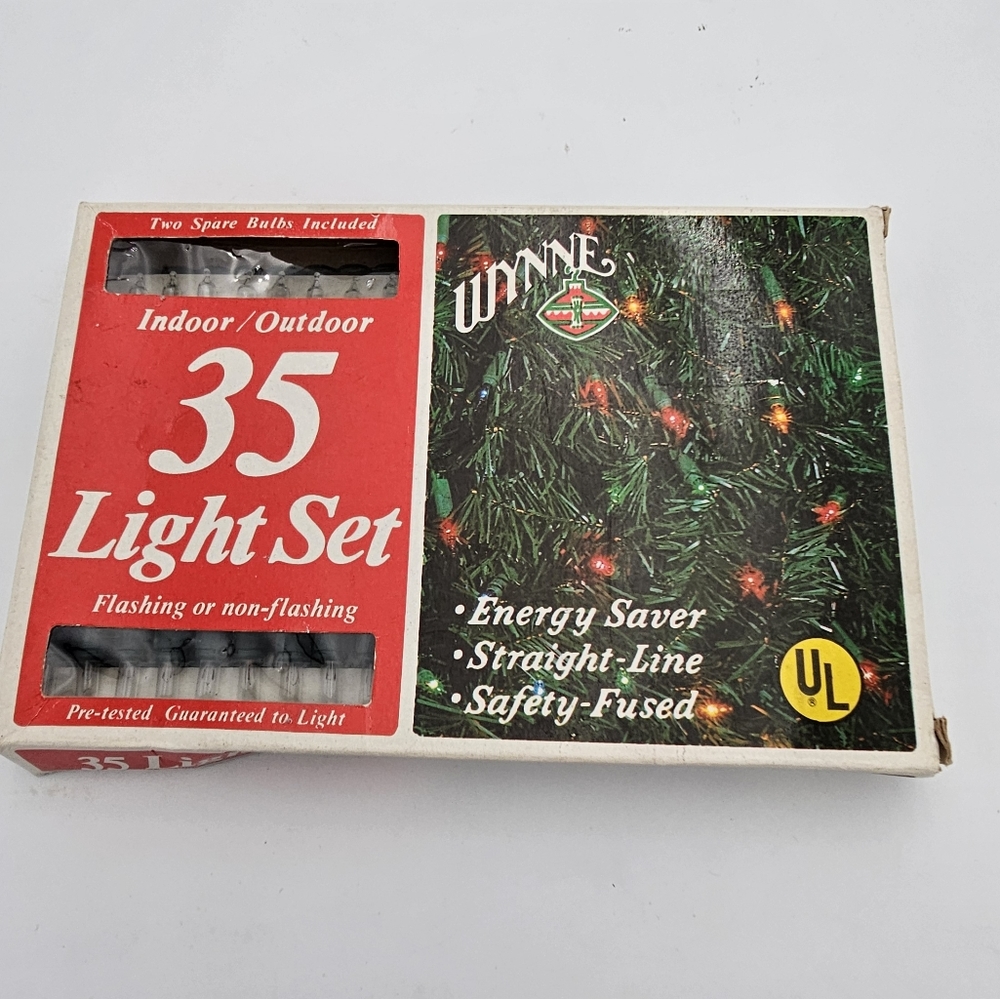 Vintage Wynne 35 Light Set flashing Or Non Flashing. Indoor or Outdoor